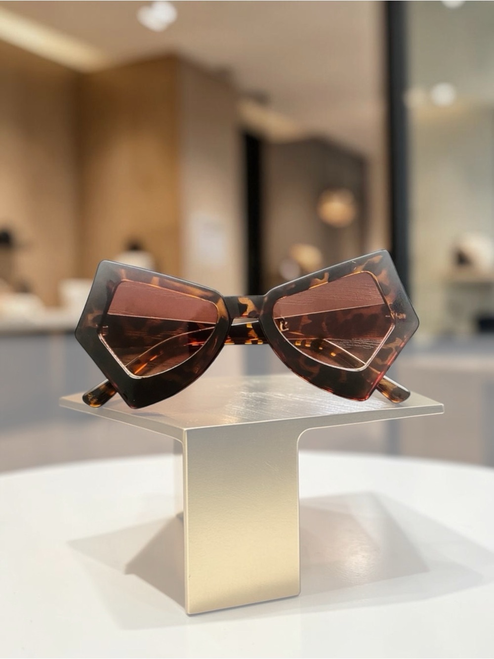Tortoiseshell Geometric Sunglasses - Brown